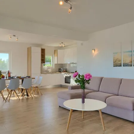 Holiday home Wonderview Pula